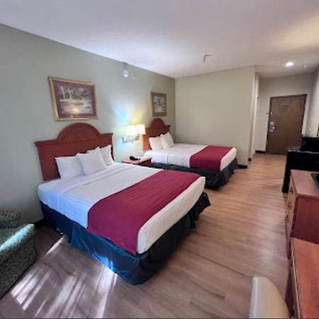 Americas Best Value Inn Wiggins Extérieur photo