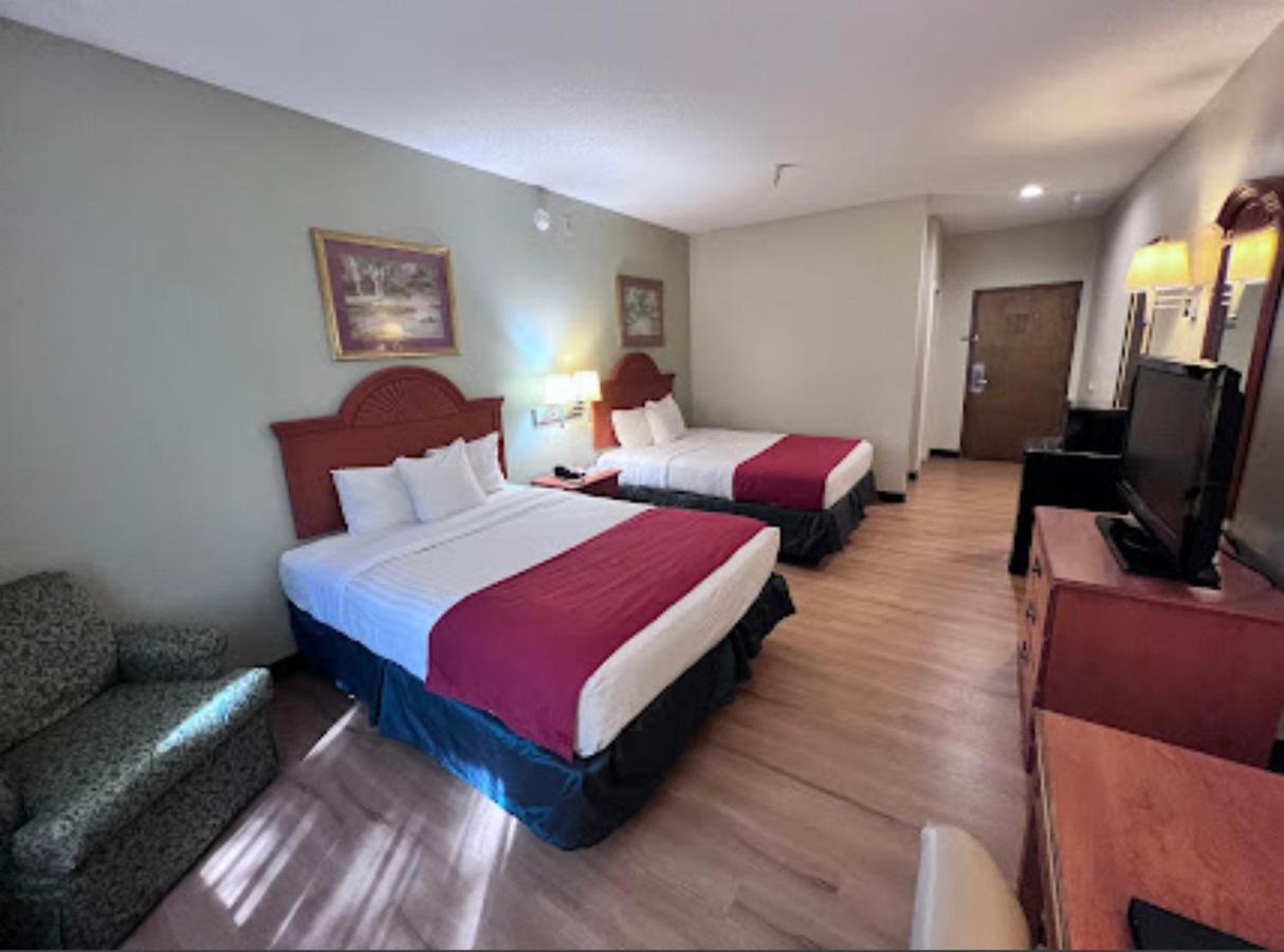Americas Best Value Inn Wiggins Extérieur photo